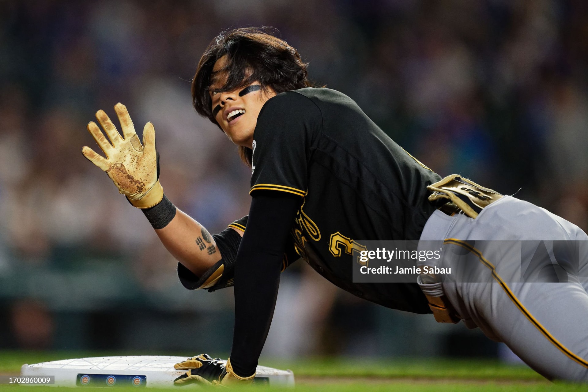 The Sophomore Series: Ji Hwan Bae