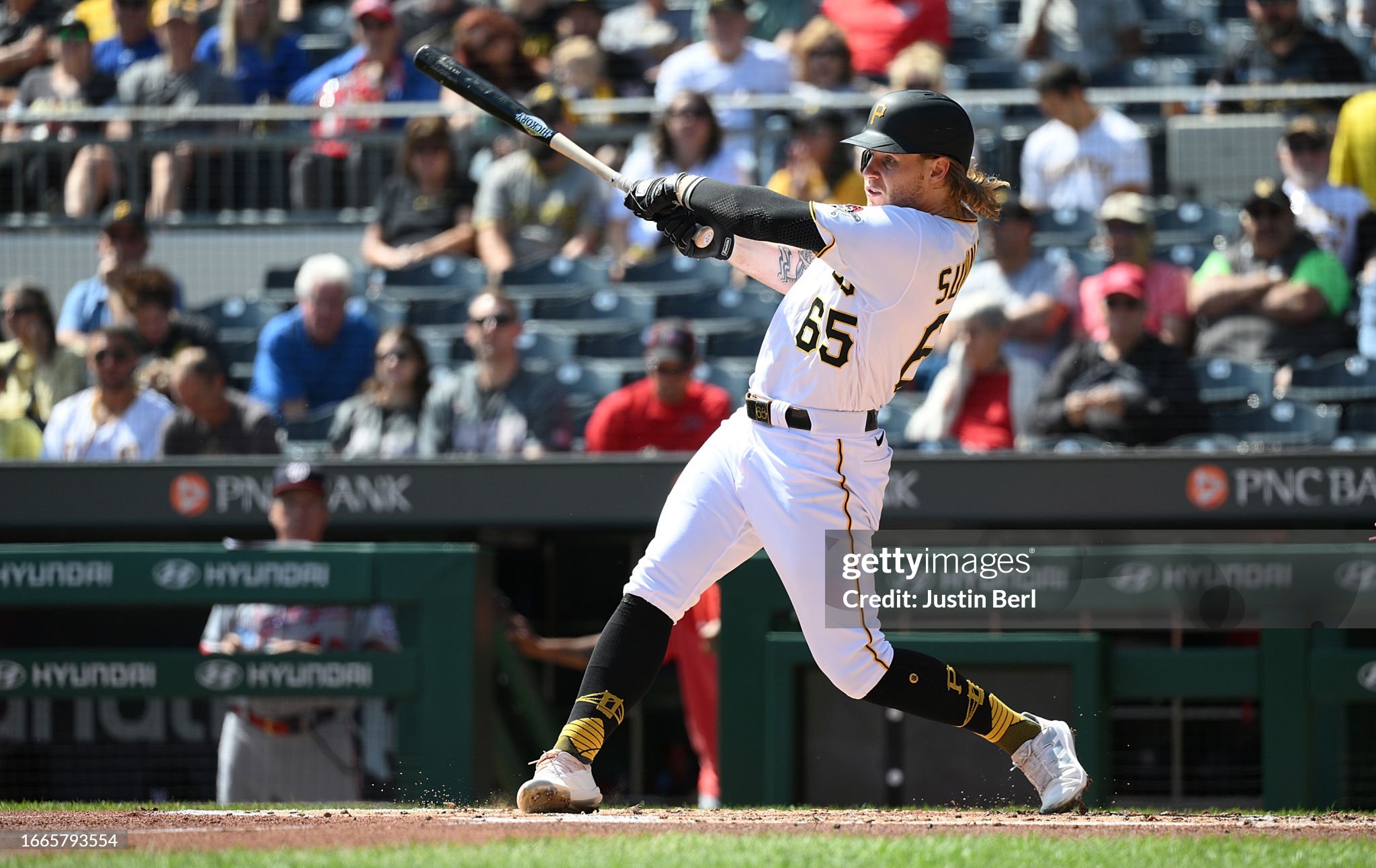 Pirates top Yankees 6-2, Jack’s carry the offense