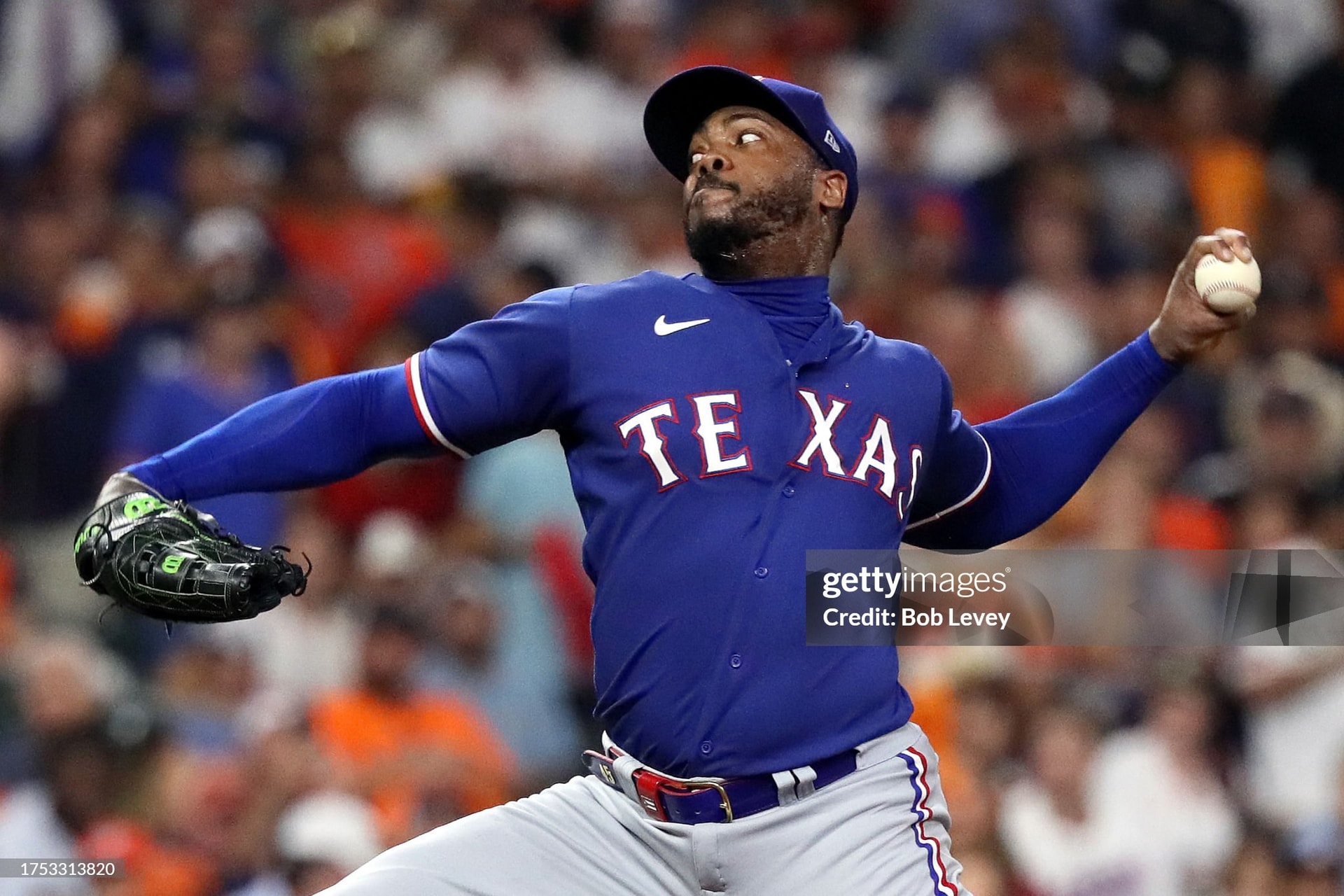 Report: Pirates, Aroldis Chapman Agree to Deal