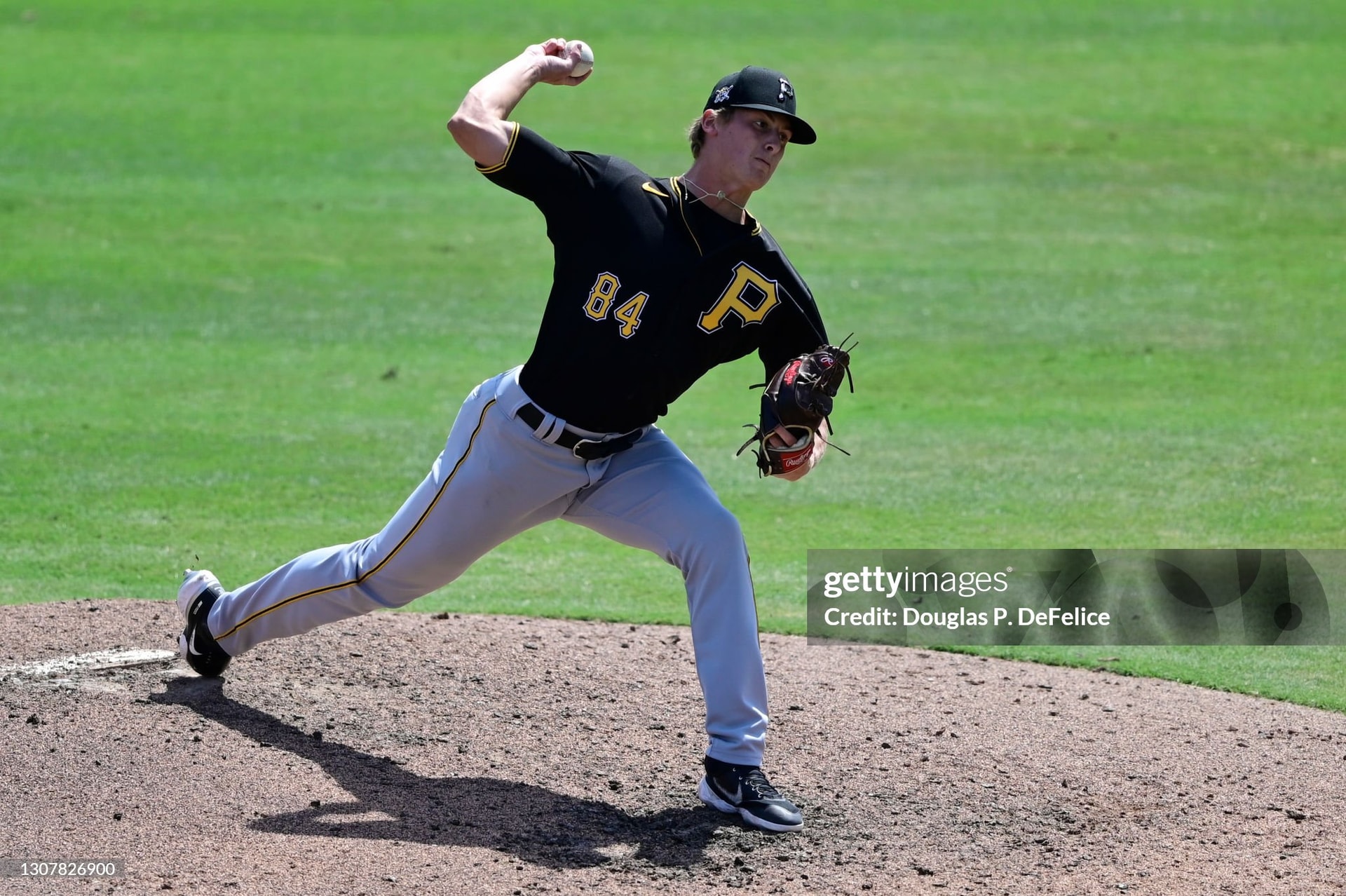 Yankees rout Pirates, Stanton hits hat trick
