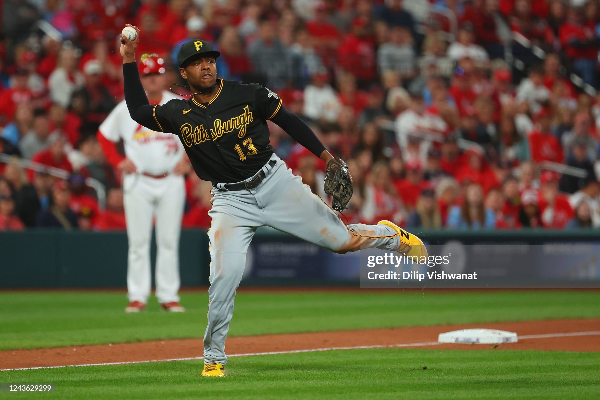 Ke’Bryan Hayes Wins Gold Glove
